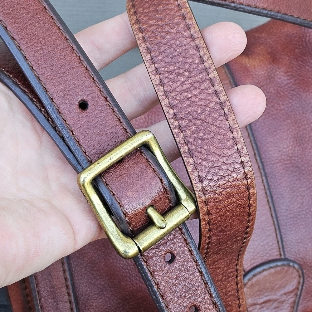 Fossil Vintage Crossbody Brown Leather Crossbody Bag Key Charm Flap Purse Bag